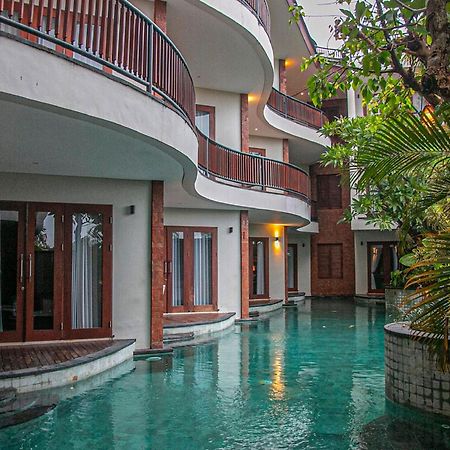 Djabu Seminyak Hotel Denpasar Eksteriør billede